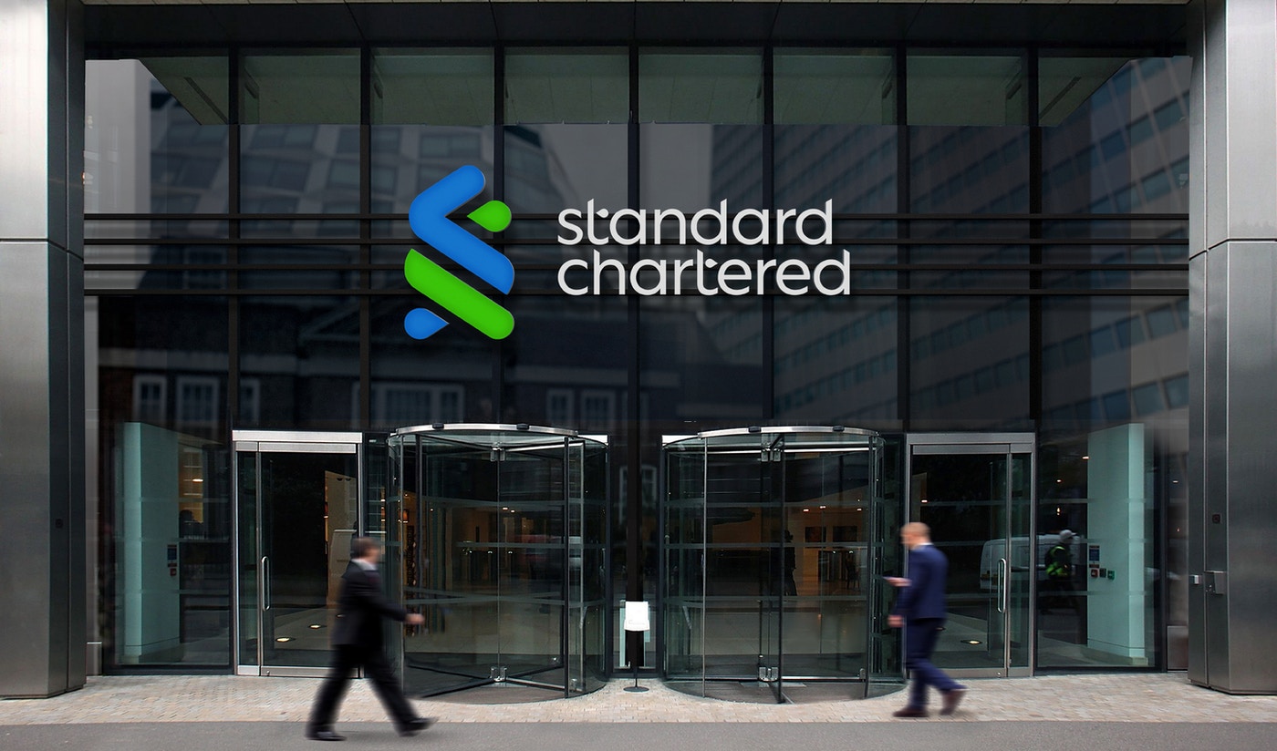 Standard Chartered startet als erste globale Bank den Bitcoin- und Ethereum-Spothandel