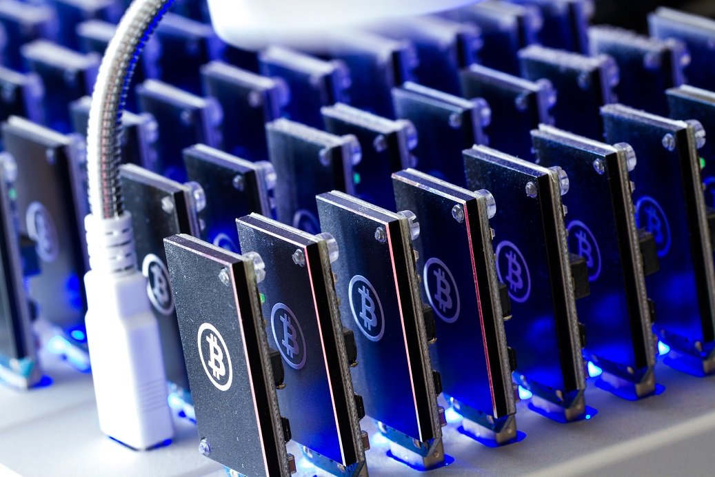 Riot Platforms Eyes Massive Bitcoin Investment with $500M Offering