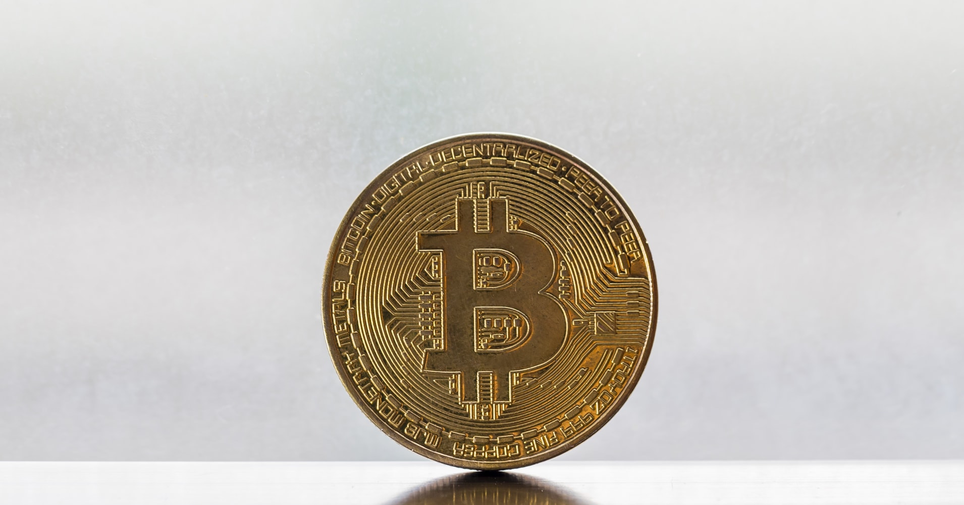 Bitcoin Sees Growing Confidence as Retail and Institutional Investors Boost Holdings