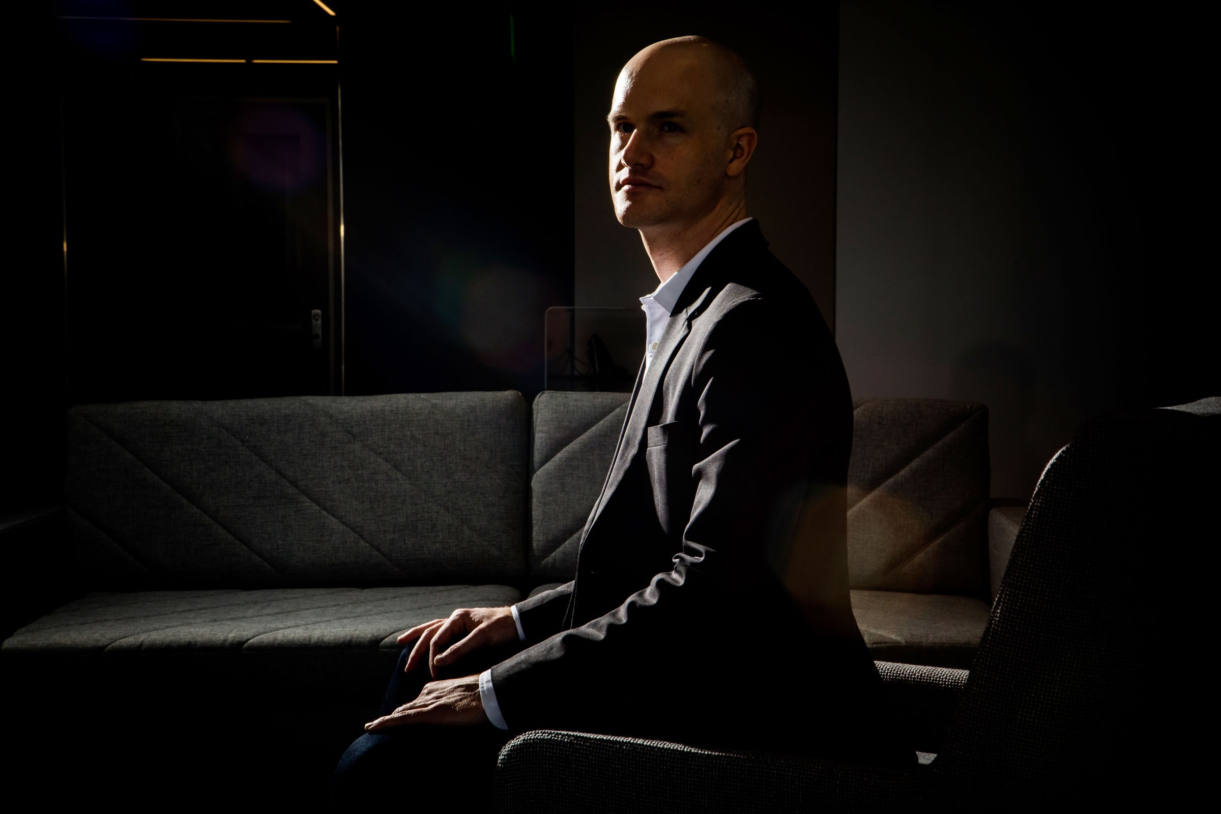 Coinbase CEO to Meet with Donald Trump as 2024 Administration Plans Take Shape