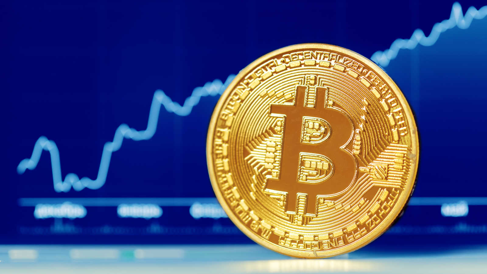 Crypto Giant Moves $720 Million in Bitcoin to Coinbase Amid Regulatory Fallout