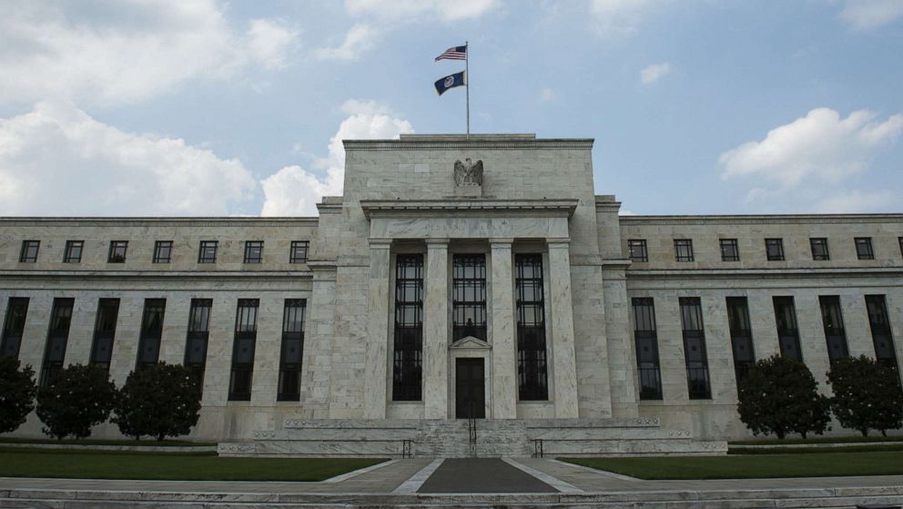 Interest Rates Should be Cut Immediately, According to a Former President of the New York Fed