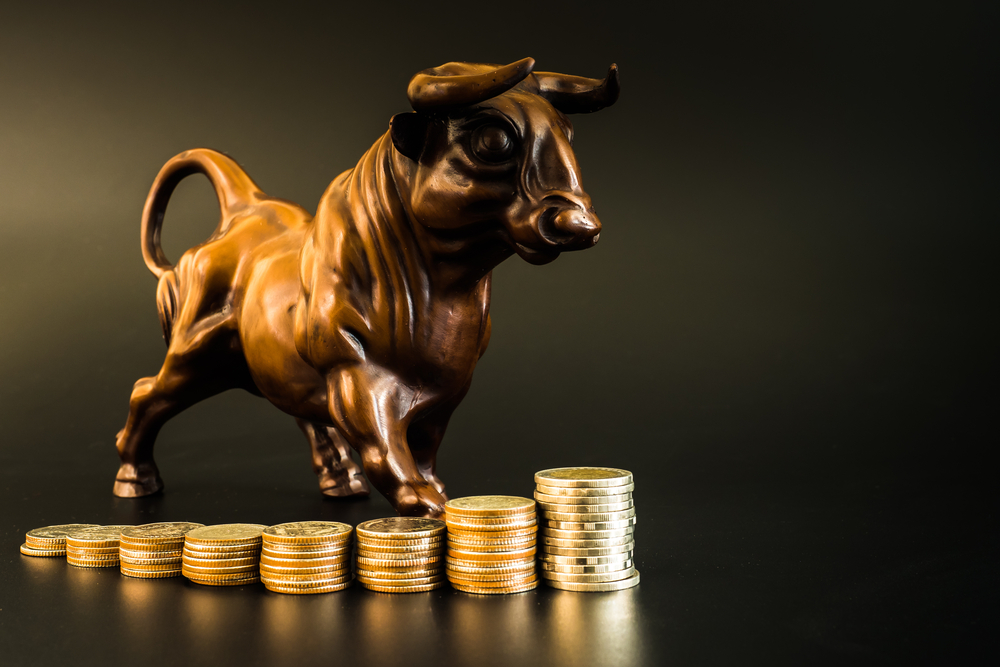 Crypto Bull Market Nears Peak Amid Diverging 2025 Forecasts