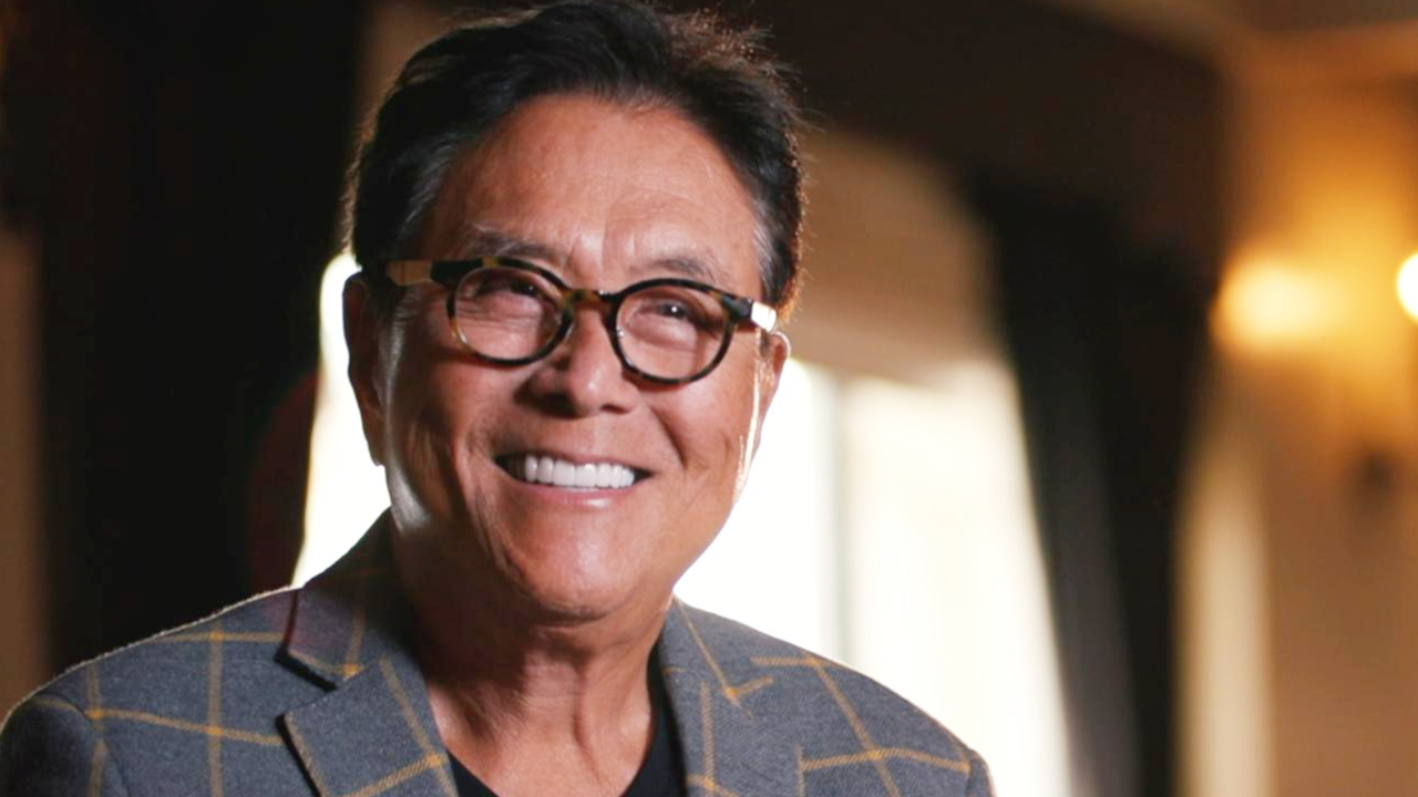 Robert Kiyosaki Predicts Big Gains for Bitcoin – Here’s Why