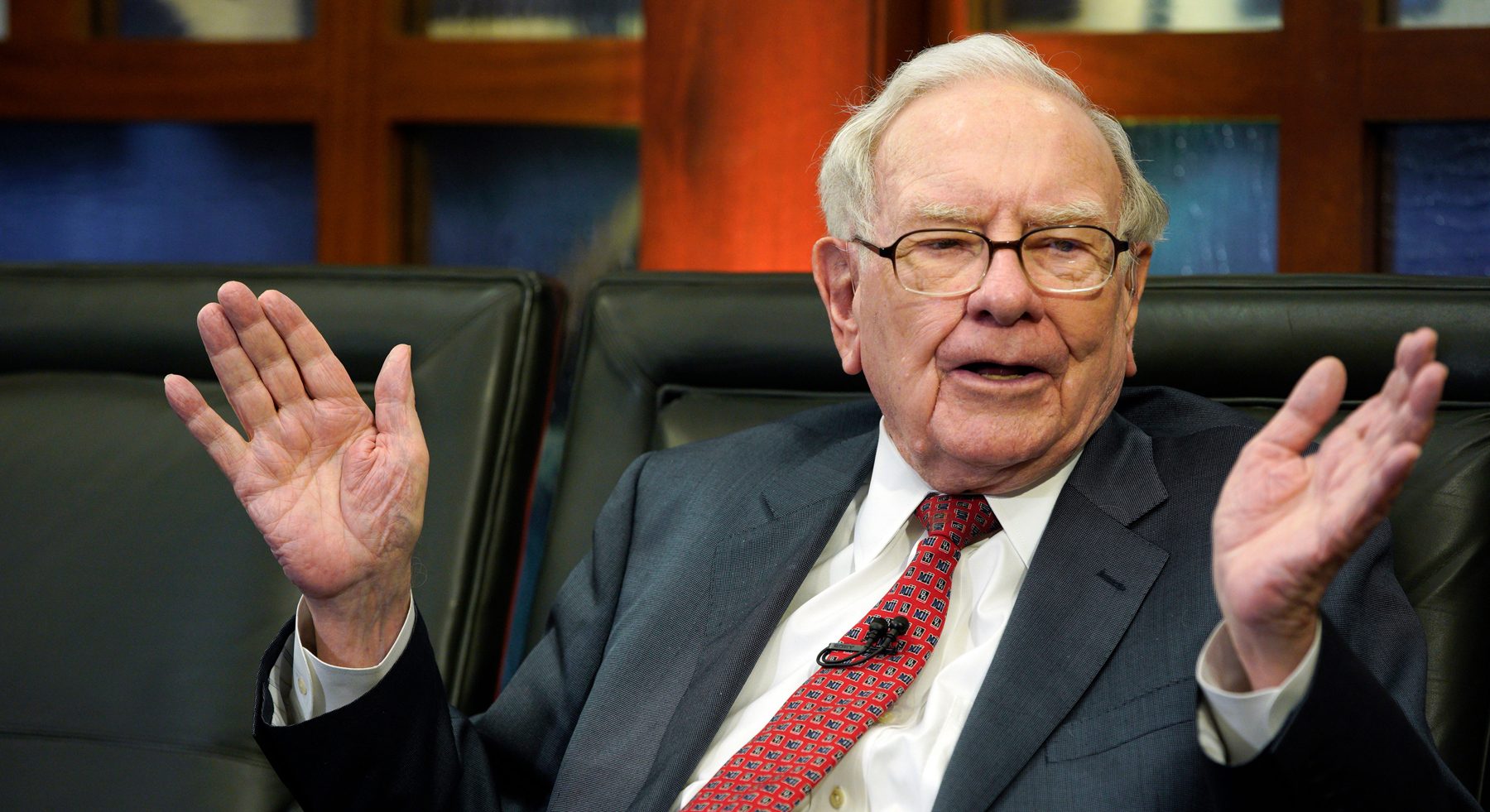 Warren Buffett is Offloading Billions of This Stock