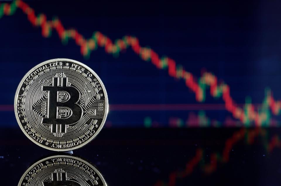 Macroeconomic Data Could Thwart Bitcoin’s Surge, Analyst Warns