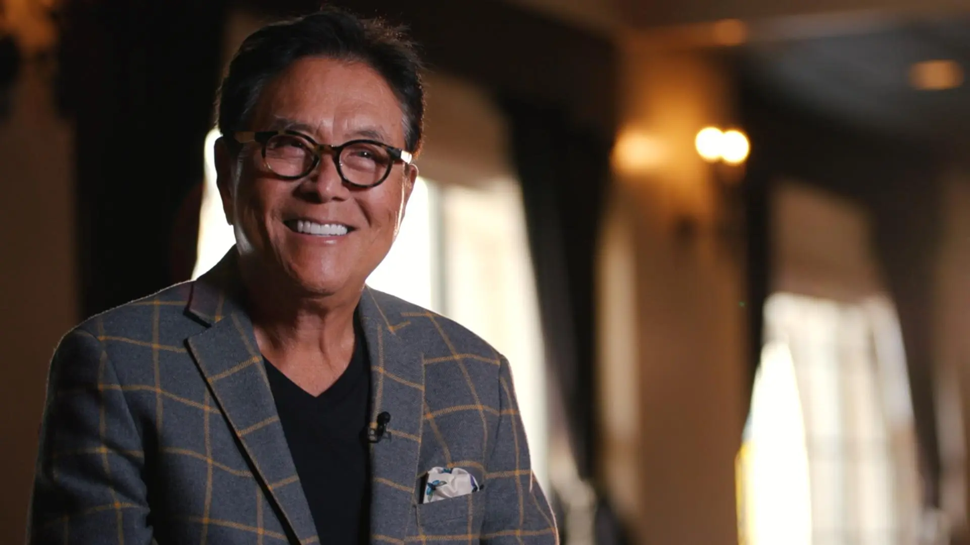 Robert Kiyosaki Predicts When The Price of Silver Will Explode