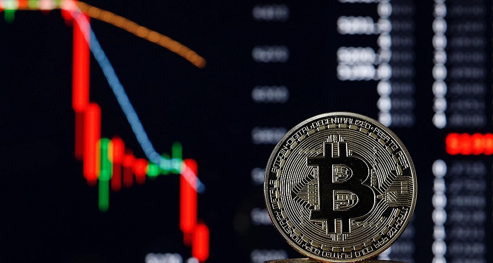 Bitcoin Rally Cools After Hitting $111K, Analysts Eye $95K as Key Support