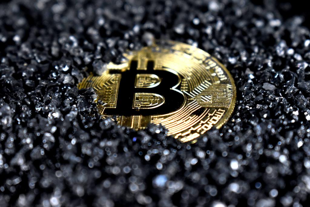 Younger Generations Prefer Bitcoin Over Traditional Finance – Michael Saylor