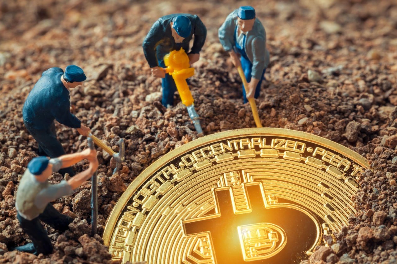 Bitcoin Mining Tax Shift Hinted in White House Crypto Report Could Reshape  Industry