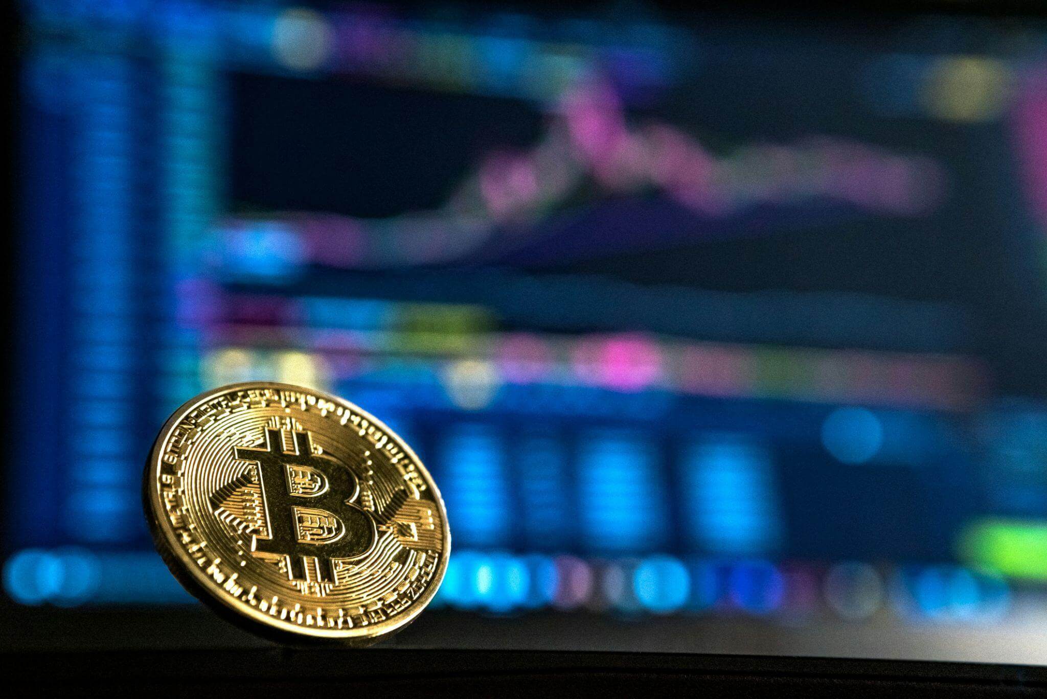 Bitcoin Rises as Analysts Debate Its Future After Fed’s Rate Cut