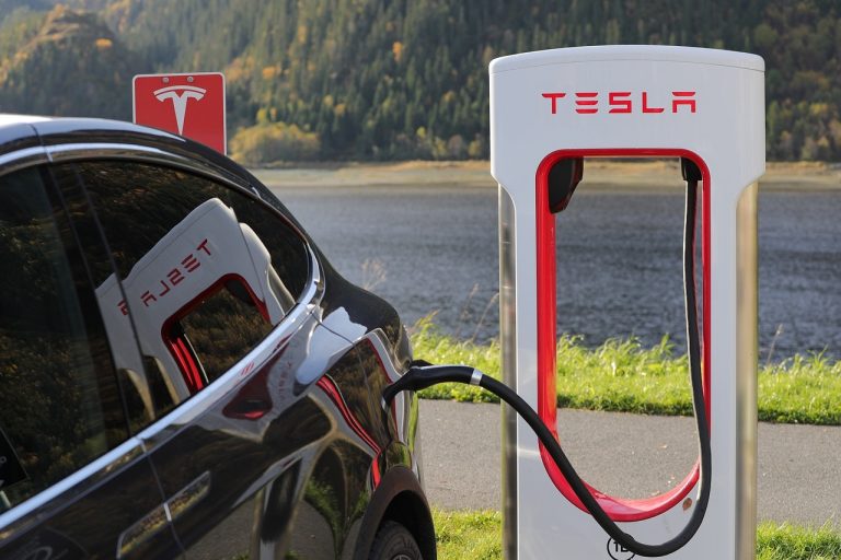 Ark Invest Sells $15M Tesla Shares Amidst After Strong Performance