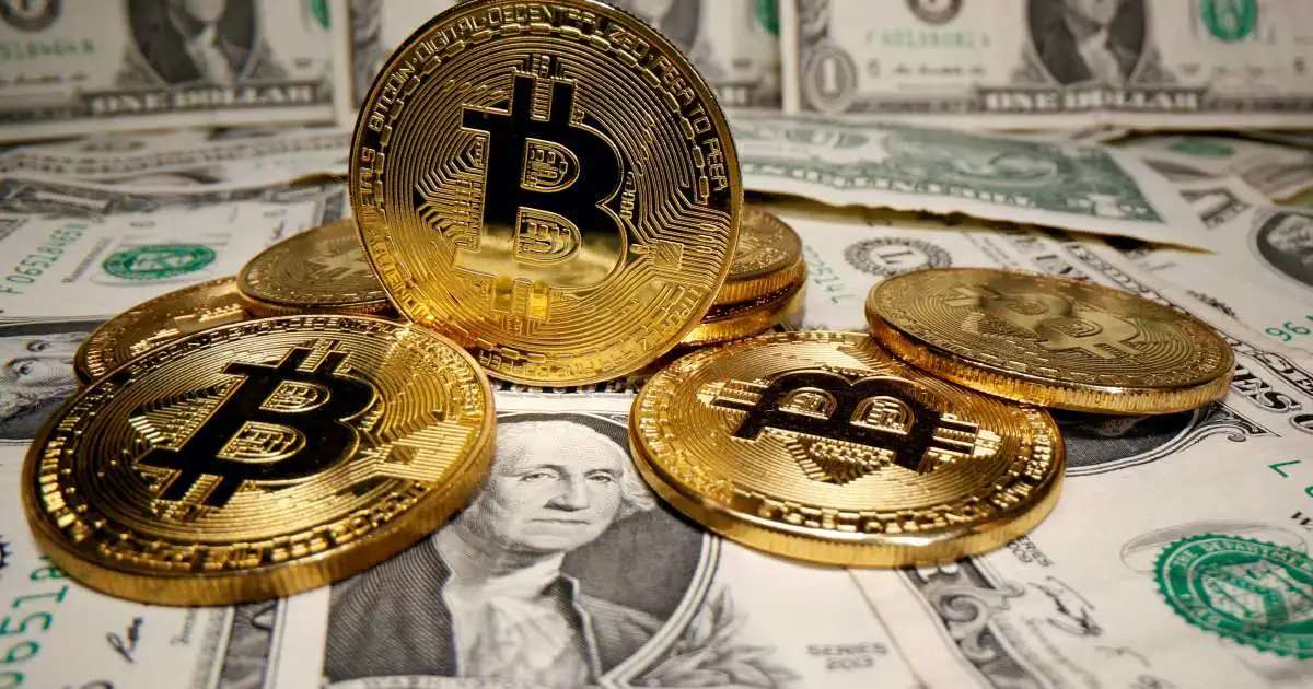 Here is How a Weaker Dollar Could Propel Bitcoin’s Growth