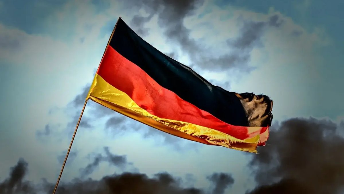 Germany Eyes End to Crypto Tax Breaks to Boost 2027 Budget