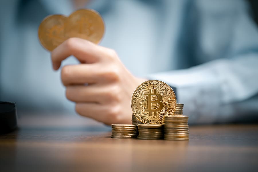 Los clientes más afluentes exigen a los asesores más experiencia en criptomonedas