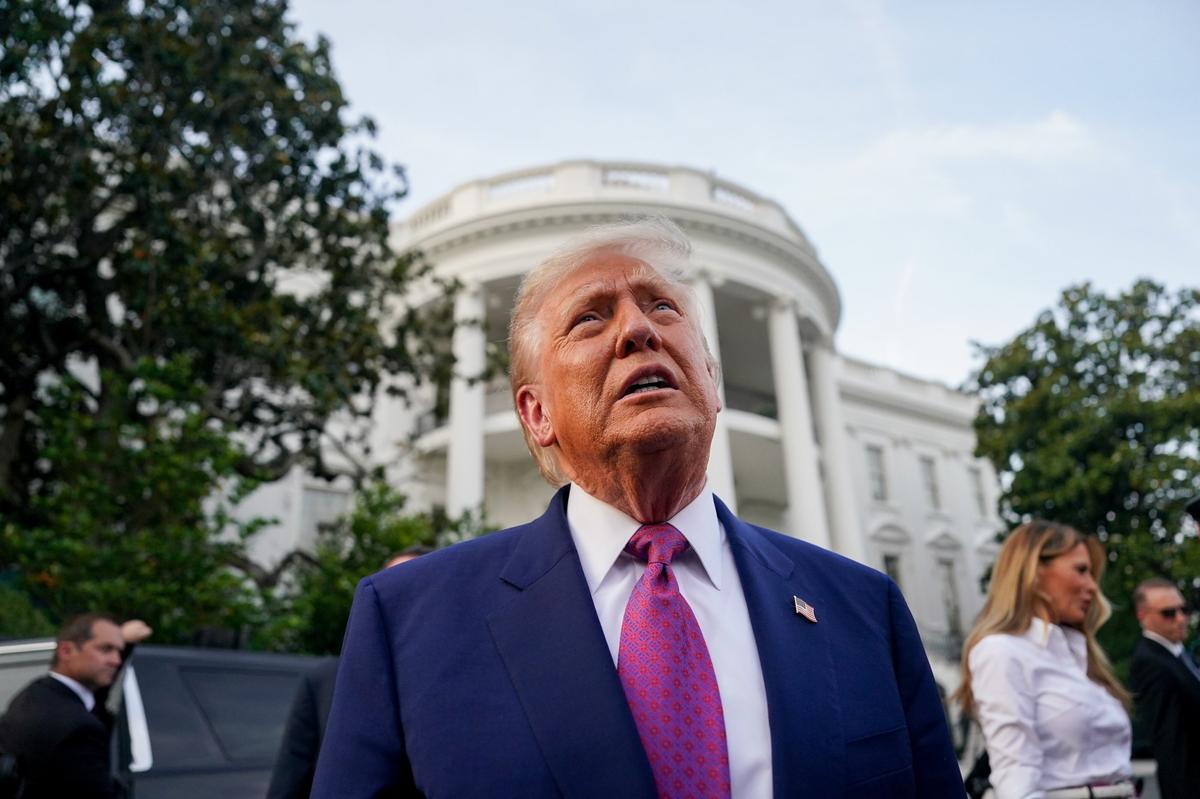 Trump respalda las hipotecas con criptomonedas y sacude el mercado financiero