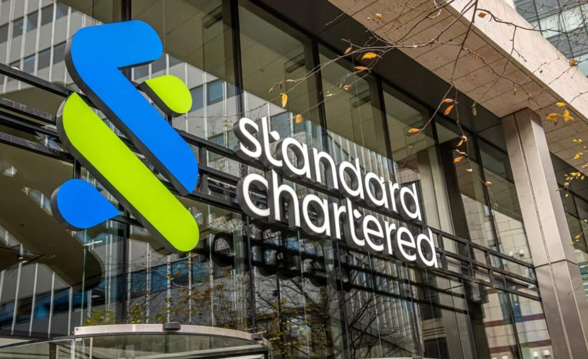 Standard Chartered activa el trading spot de BTC y ETH para clientes institucionales