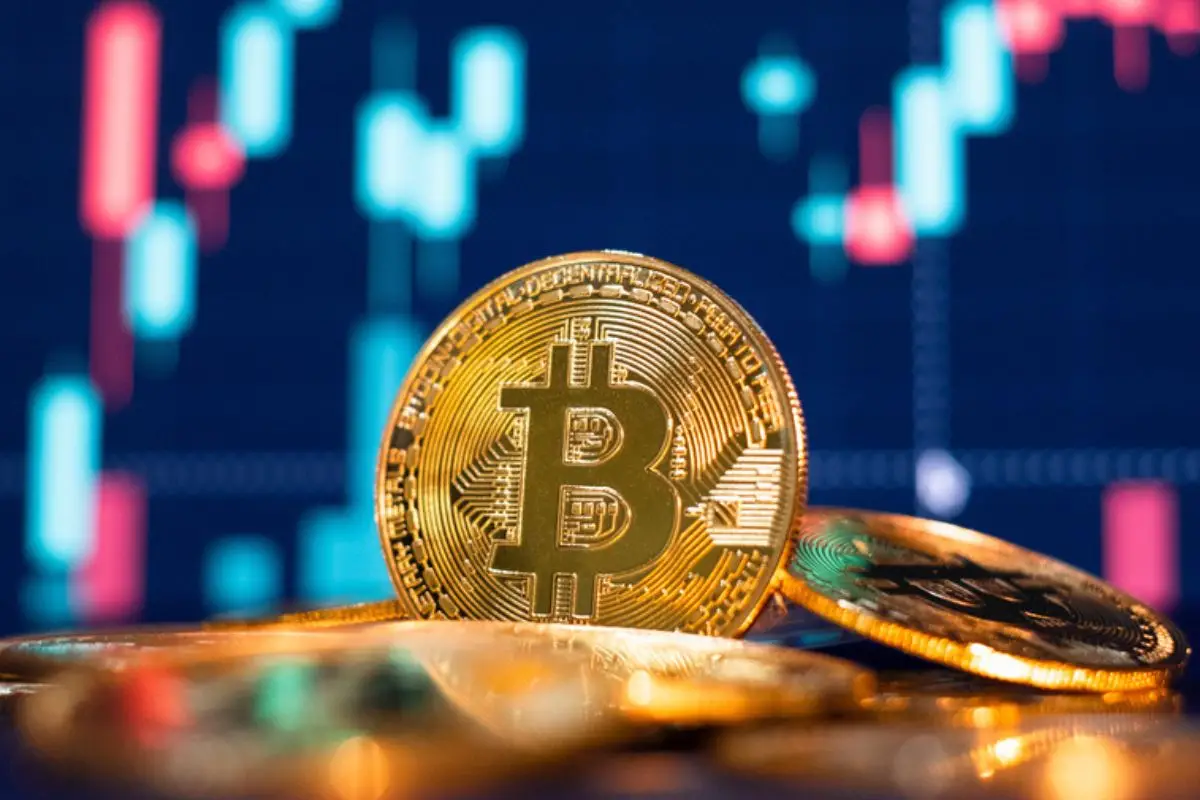 Bitcoin raggiunge quota 121.000 $ – Segui gli aggiornamenti in tempo reale