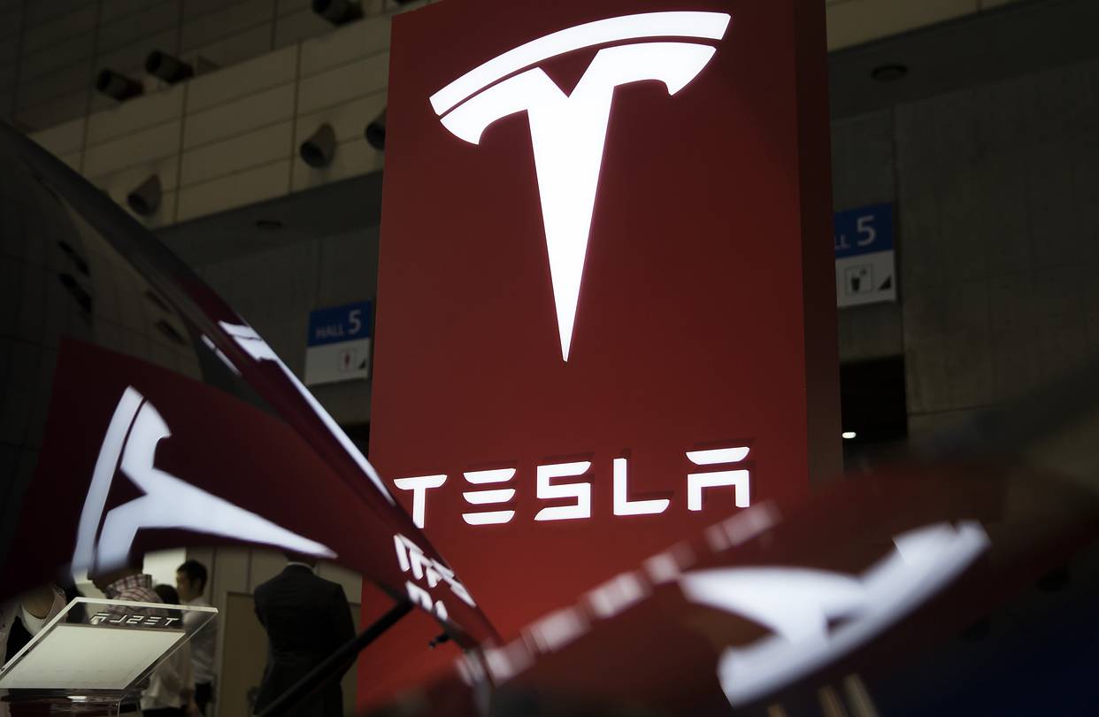 Tesla registra una crescita degli utili nel Q2 grazie al rally di Bitcoin e all’espansione dell’AI