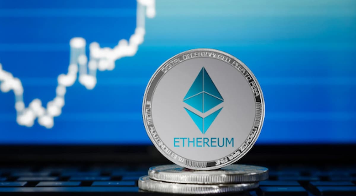 Ethereum atkal virs 3 000 ASV dolāru – Kas veicina atjaunoto kāpumu?