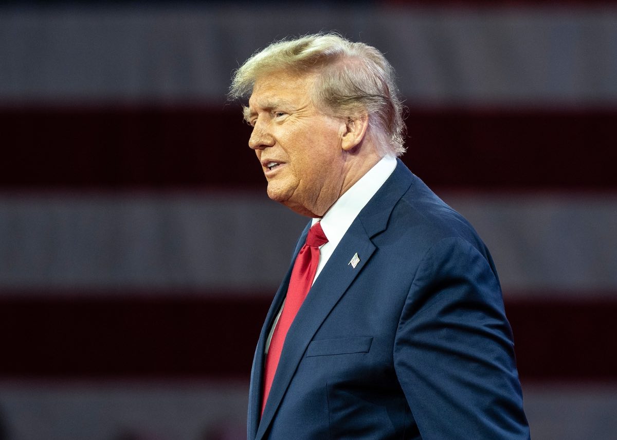 Trumpova priazeň voči kryptomenám sa vypláca – prezident USA dosiahol za rok 2024 zisk vyše 600 miliónov $