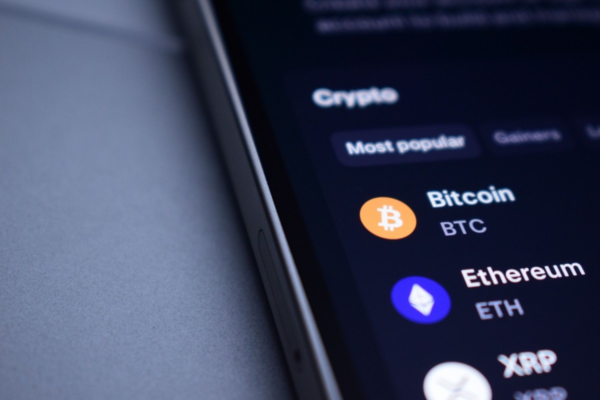 Ako kúpiť kryptomeny? Kompletný návod pre rok 2026