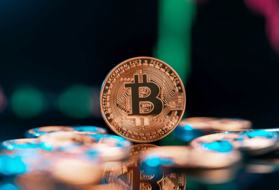 Bitcoin 105.000 Doların Altına Düşerek Zayıf Seyrediyor, Balinaların Kâr Satışları Etkili Olabilir!