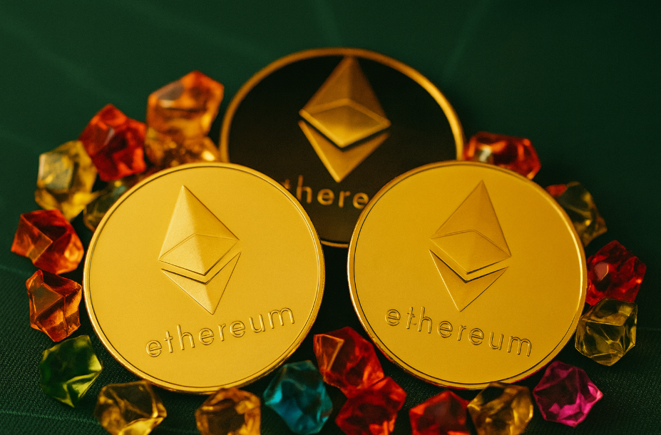 Ethereum Fiyatı Sıkışıyor, Kurumsal Yatırımcılar Spot ETF’lere Milyonlarca Dolar Akıtıyor!