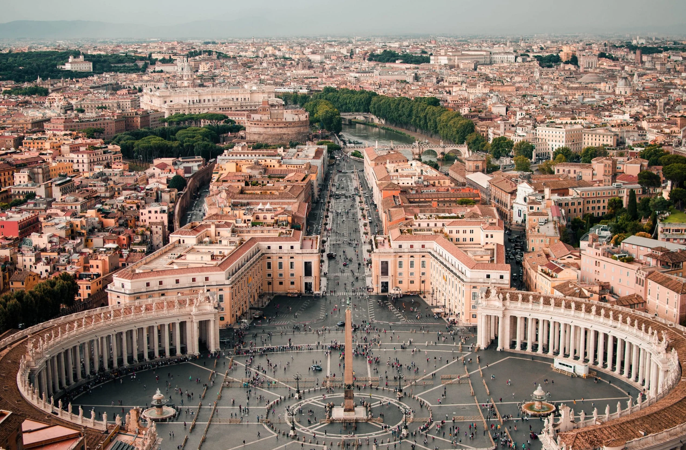 Ватиканът открива NFT галерия