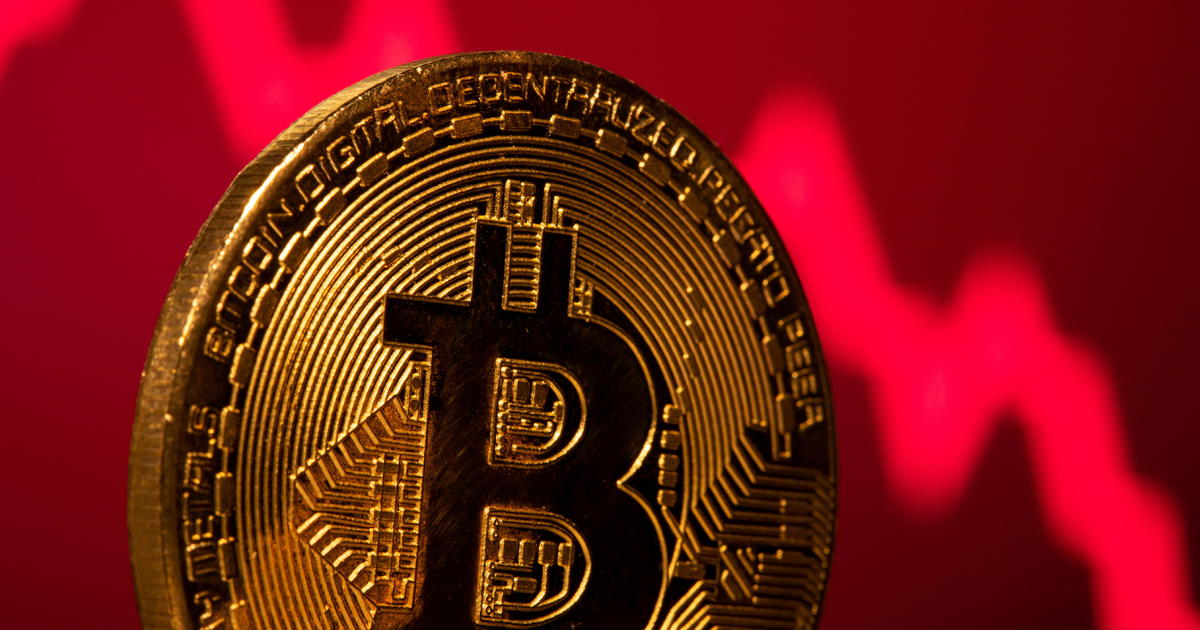 Bitcoin (BTC) може да спадне до $20,000, твърди трейдър