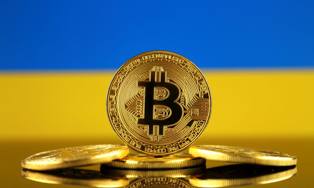 Украинците купуват рекордни суми Bitcoin от Binance