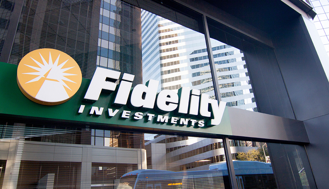 Fidelity иска да добави Биткойн към пенсионни планове