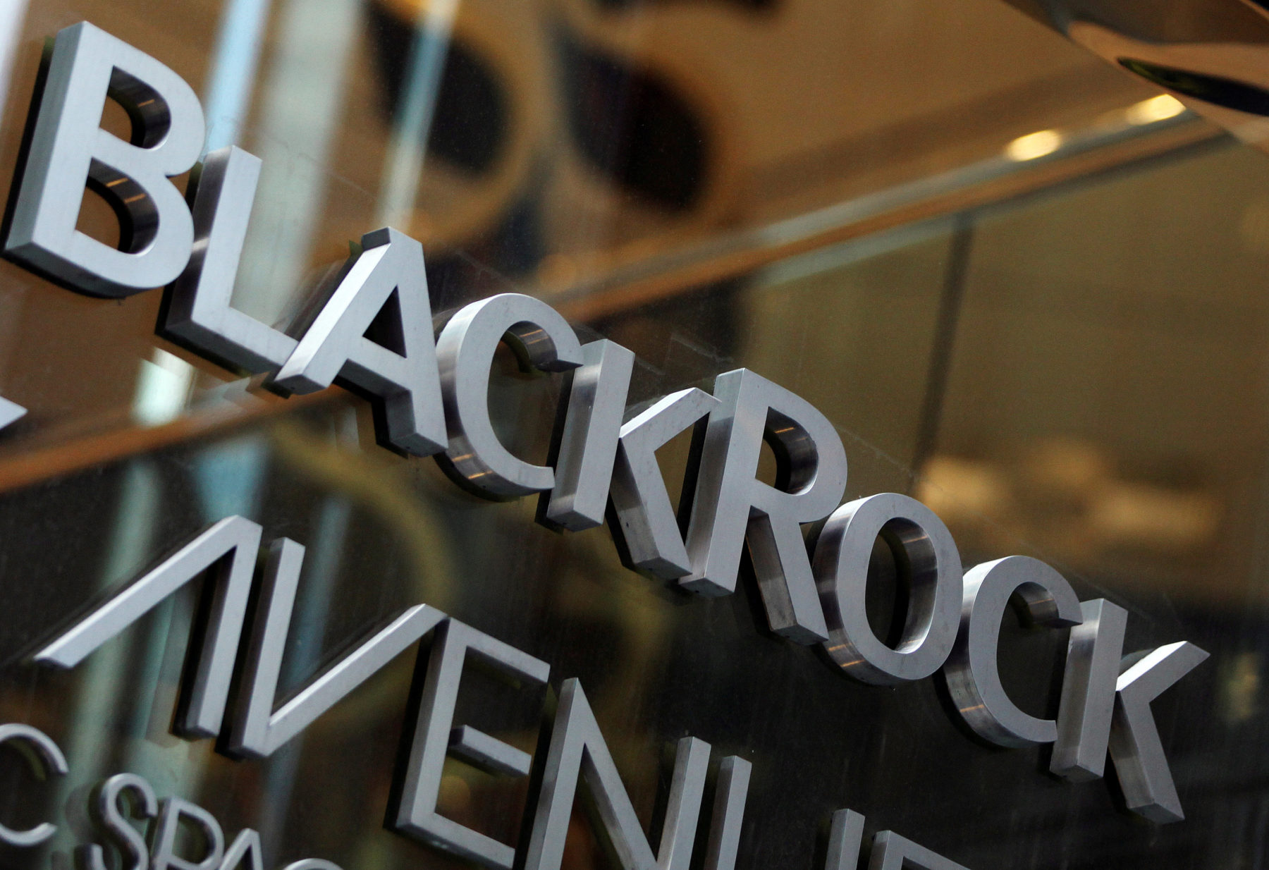 Компанията BlackRock призната за най големия мениджър на активи в света