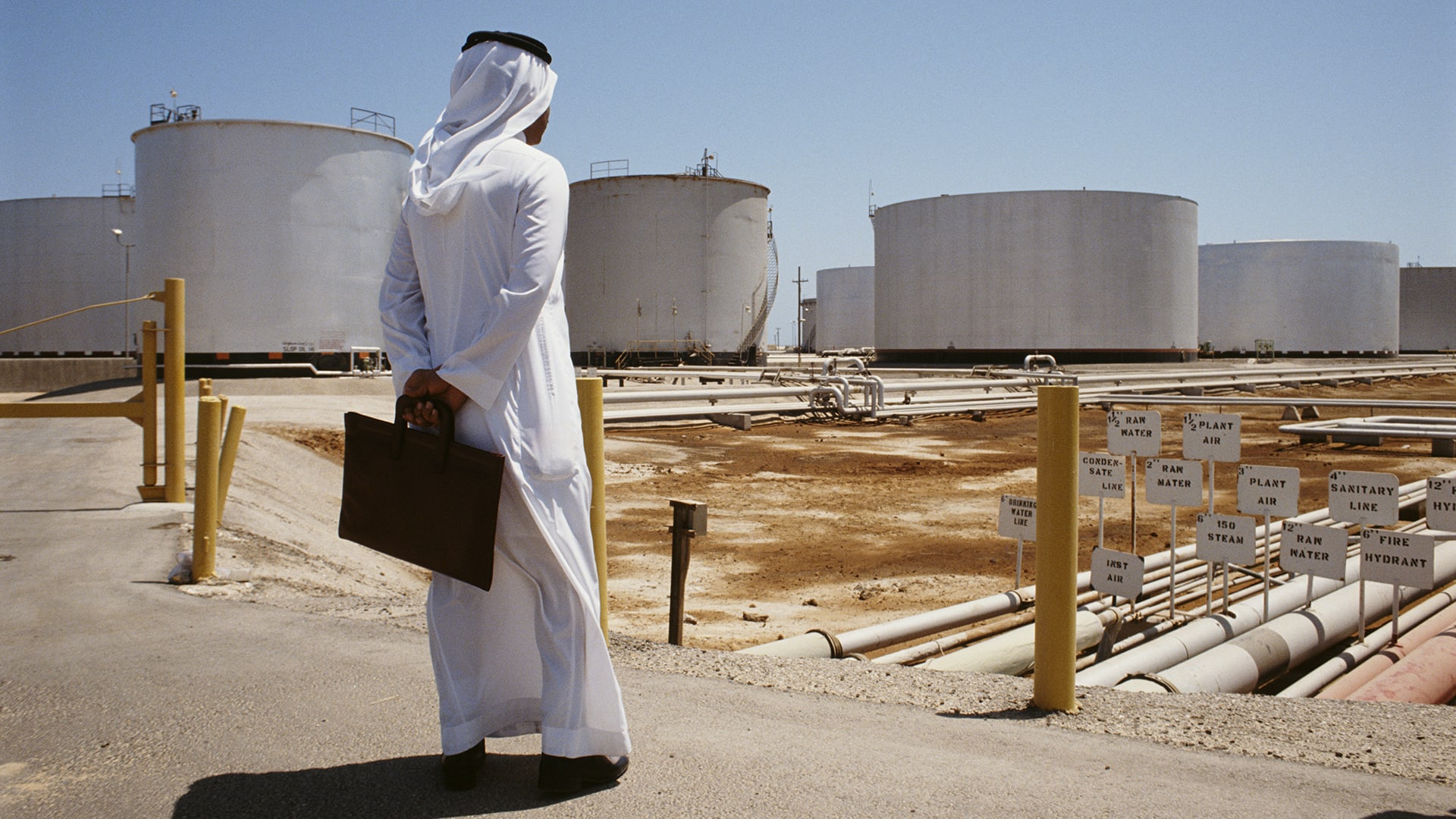 Саудитска Арабия увеличава цените на петрола за Азия