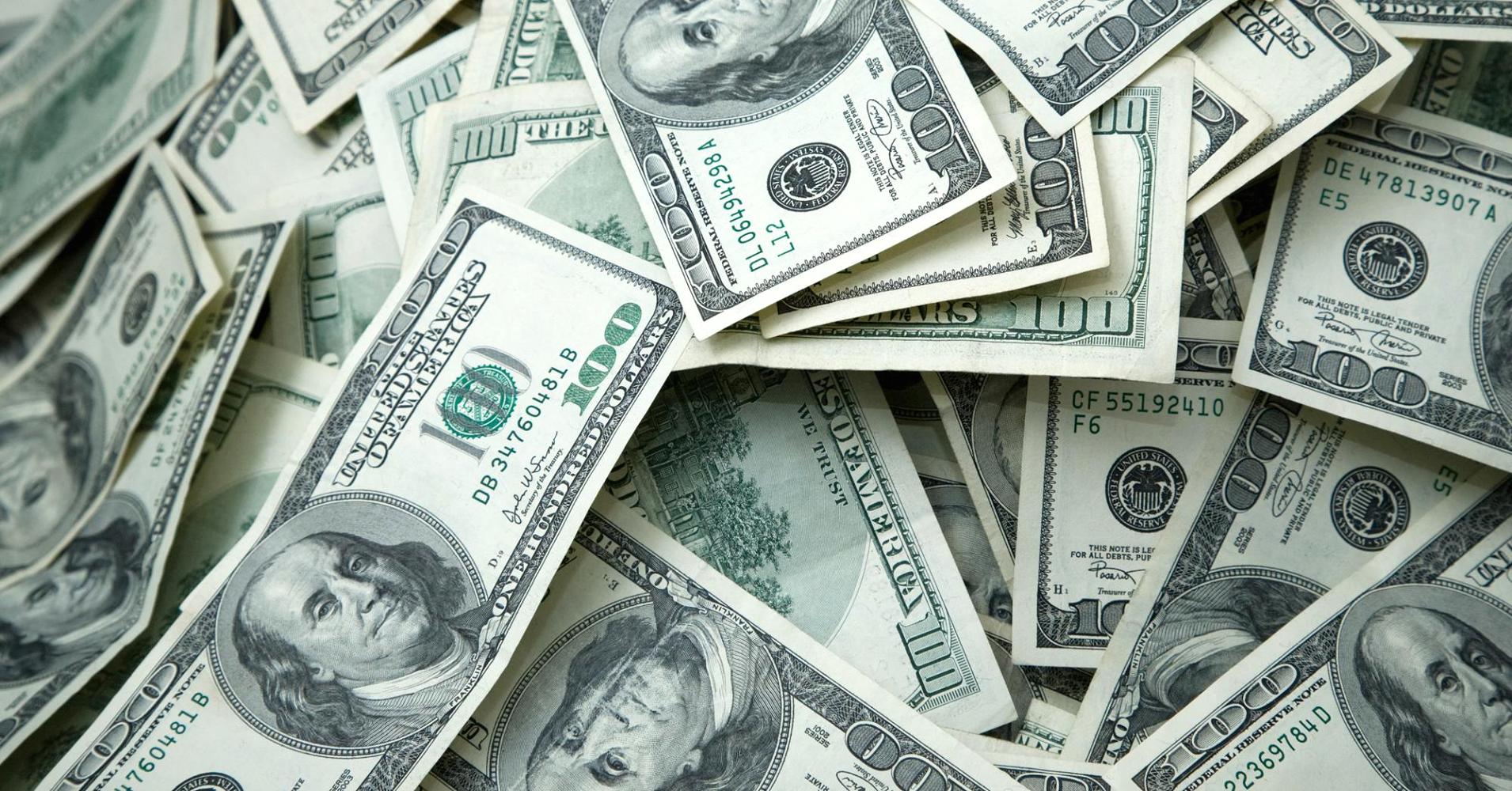 Биткойн милиардерът и EOS пионер Брок Пиърс раздава своето крипто богатство