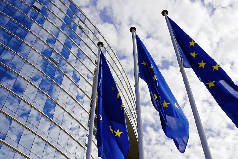 Групата за ценни книжа на ЕС съветва регулирането на крипто активите