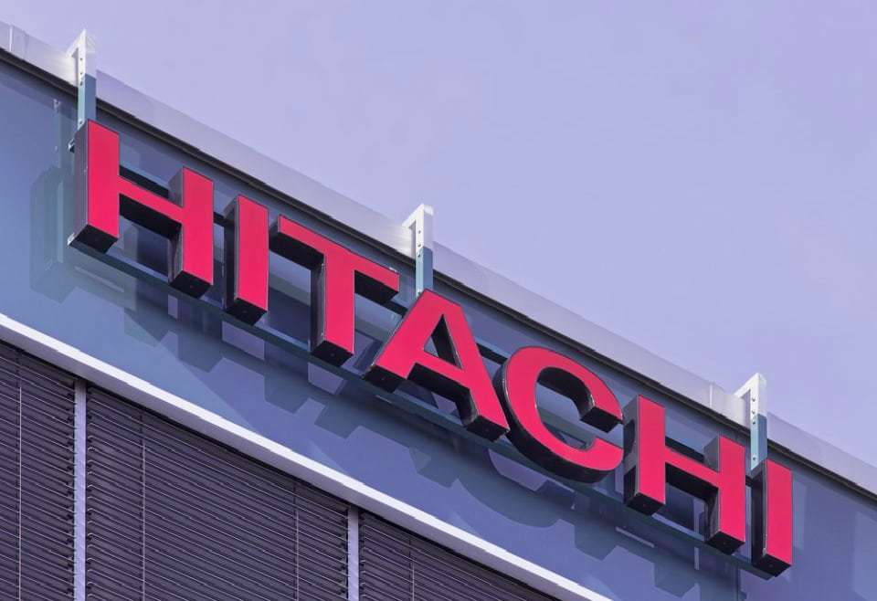 Hitachi си партнира с най-голямата индийска банка