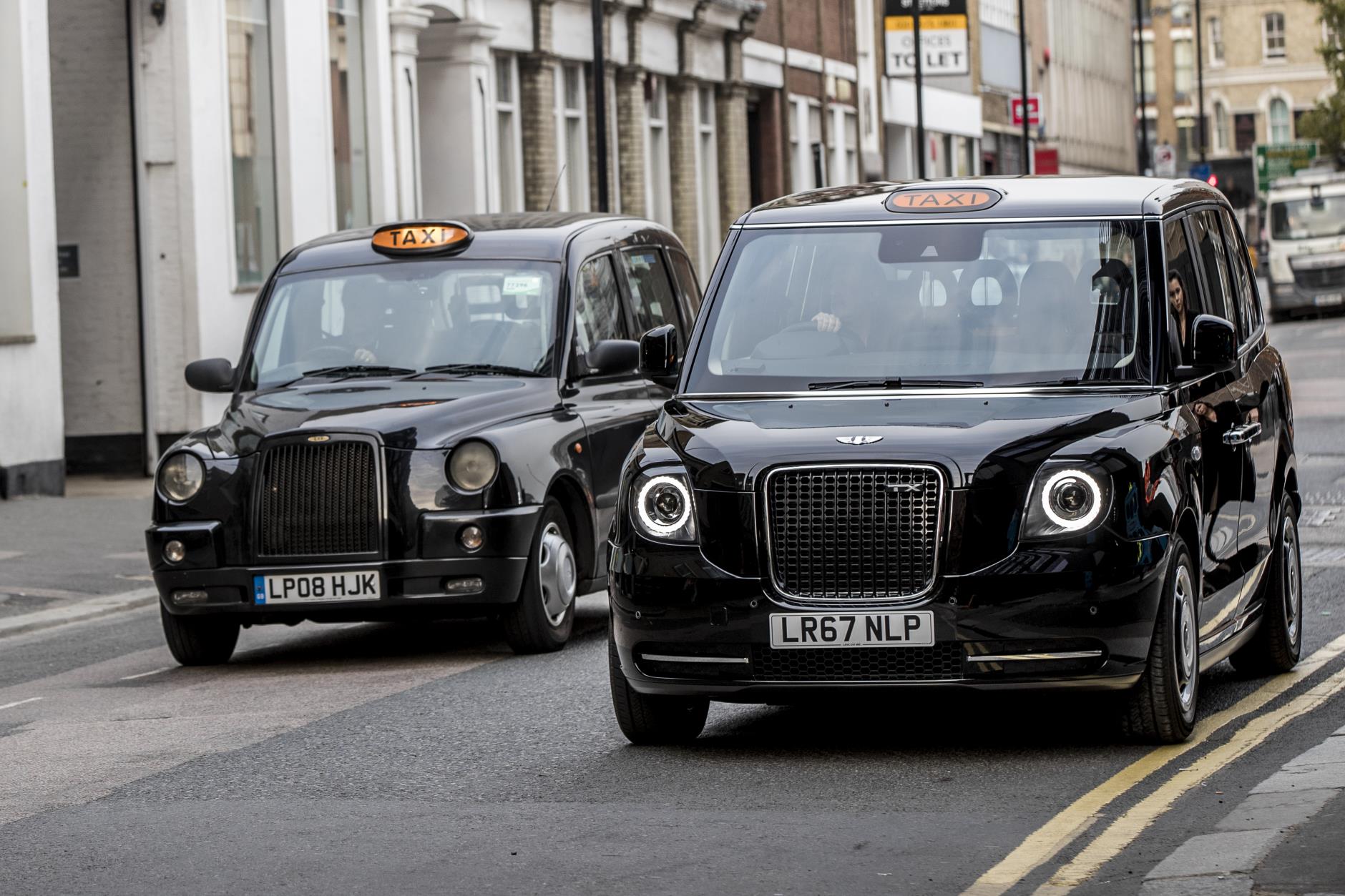 Таксиметров шофьор в Лондон продава Биткойн