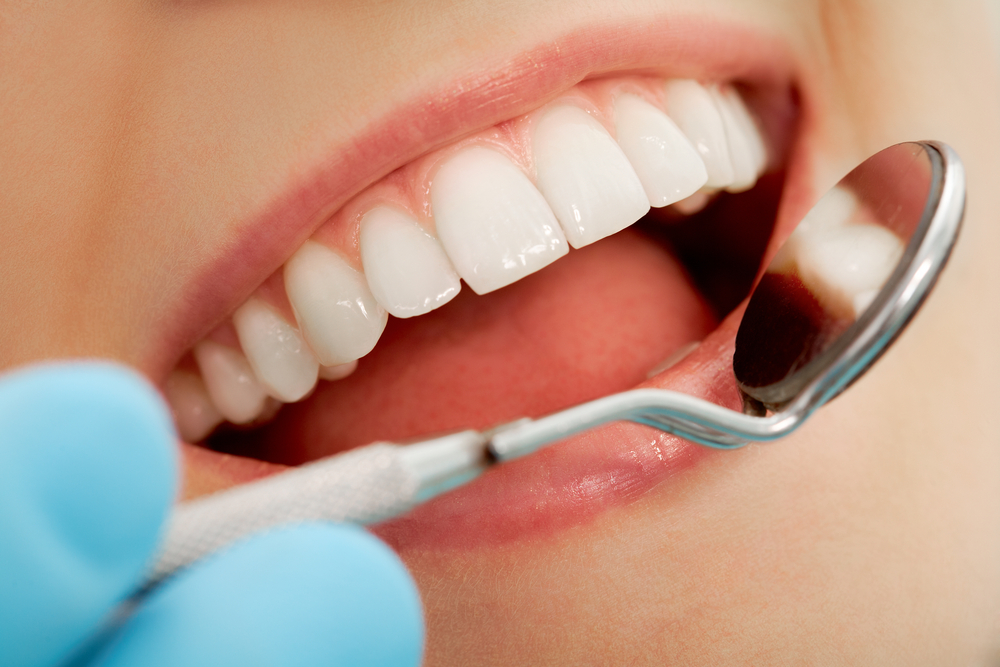 Зъболекар приема крипто в Калифорния
