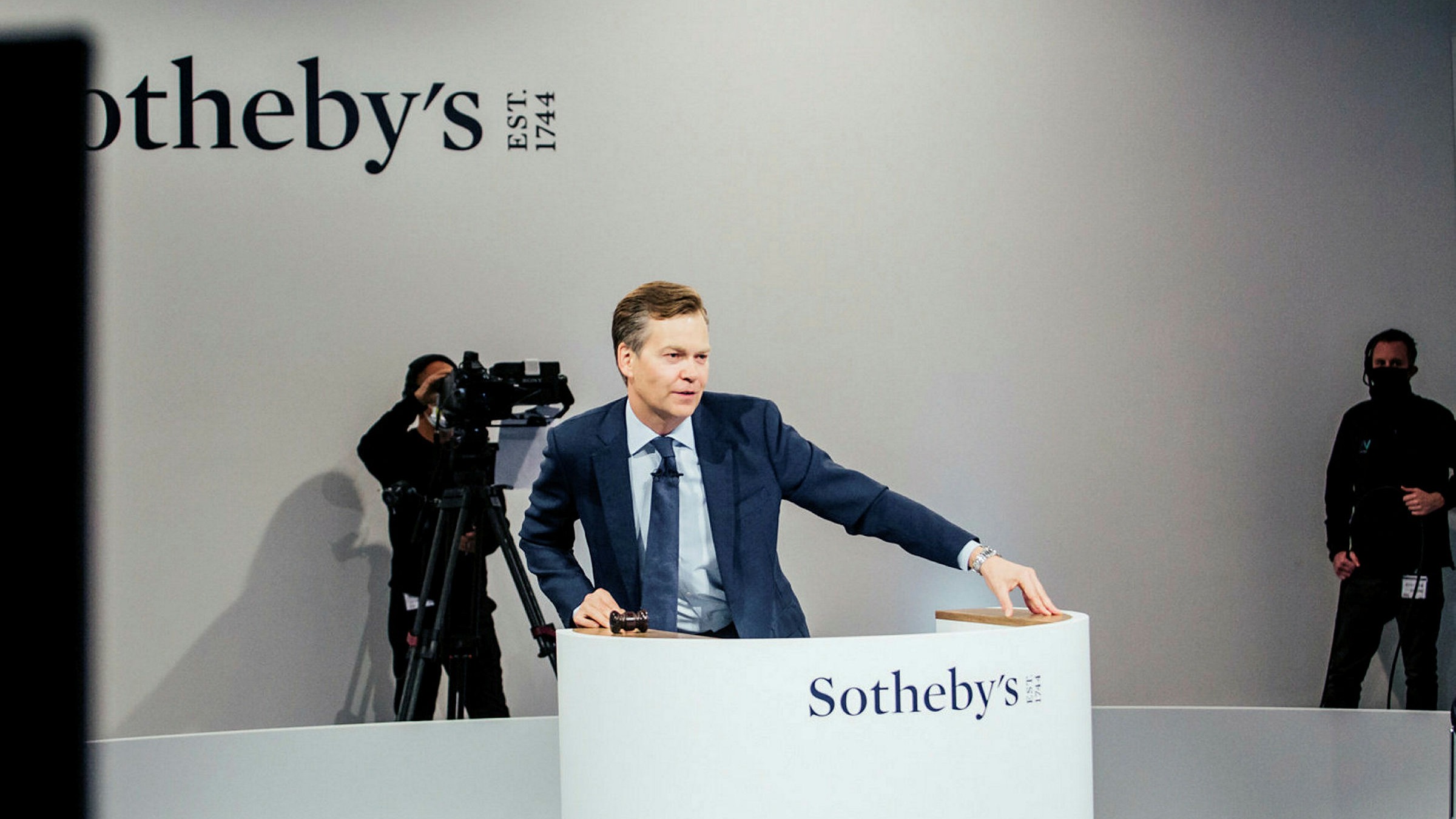 Sotheby’s са генерирали $100 милиона печалба от продажби на NFT през 2021 г.