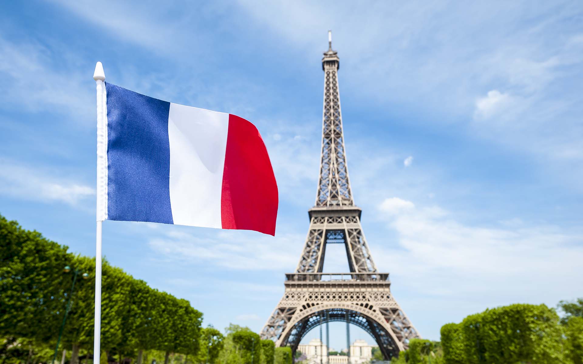 Френският президент иска ЕС да разгледа блокчейн