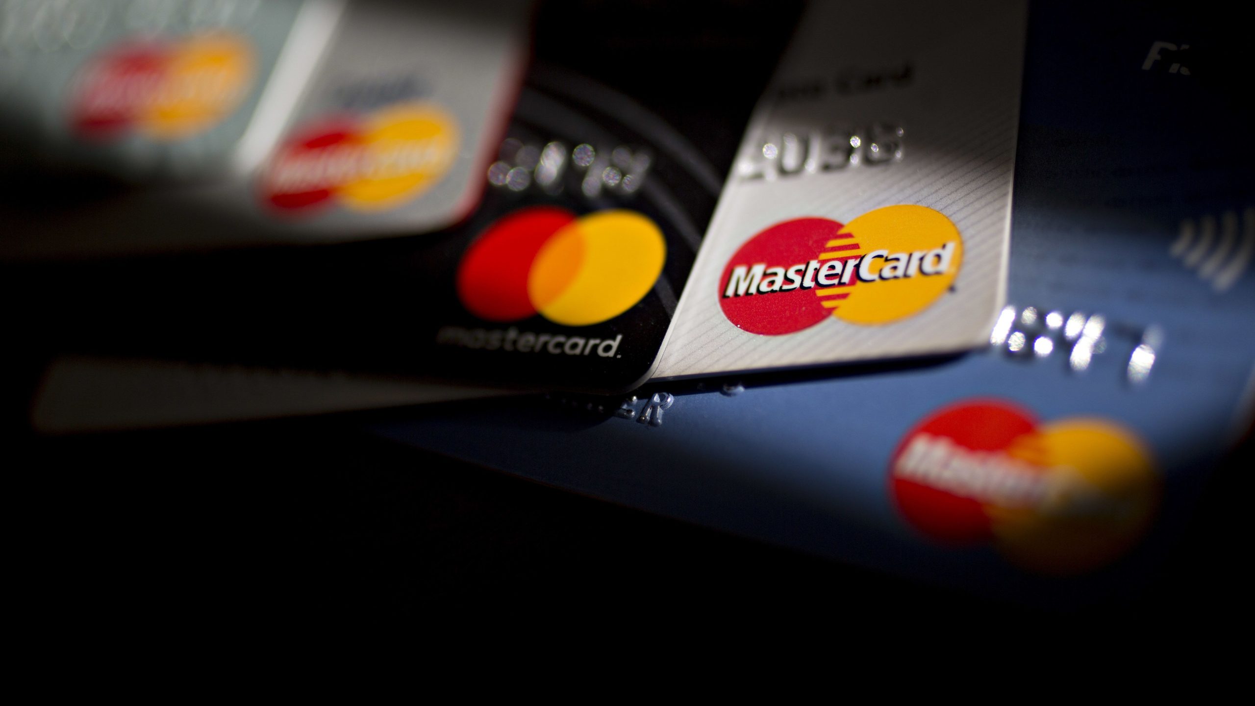 Mastercard ще позволят на клиентите си да купуват NFT директно