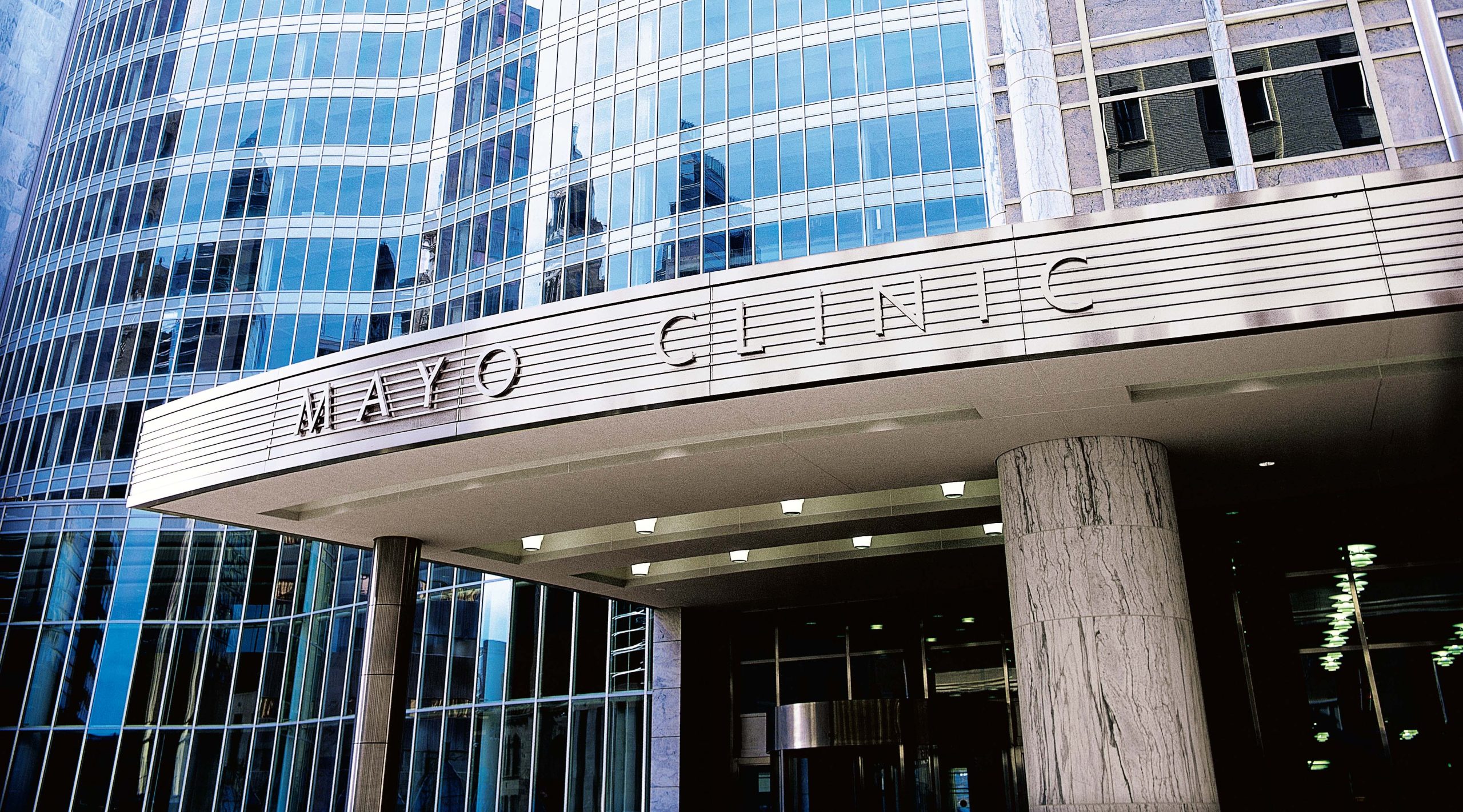 Mayo Clinic ще гледа да използва блокчейн за водене на медицински архив