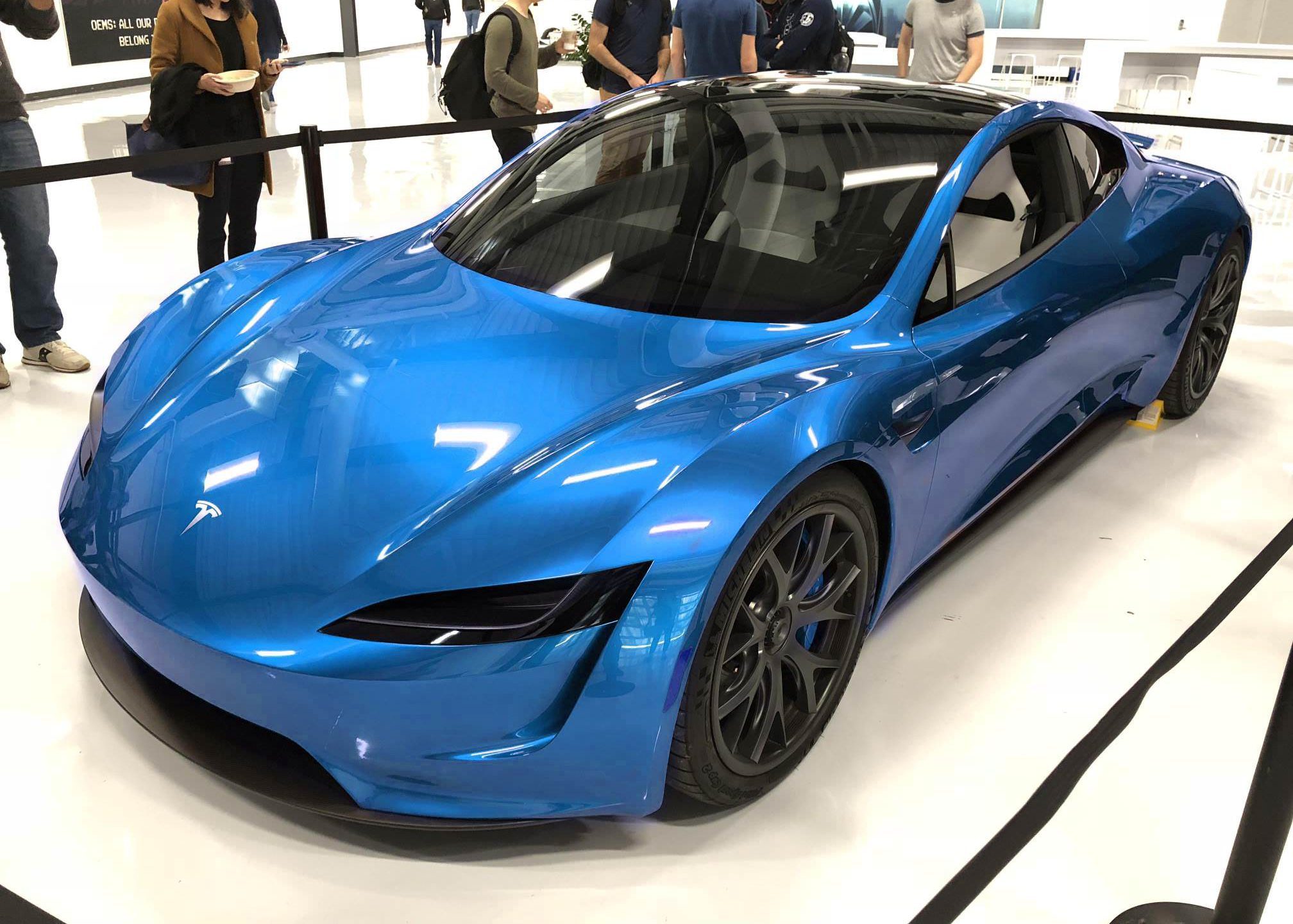 Американец замени своят автомобил Tesla за NFT
