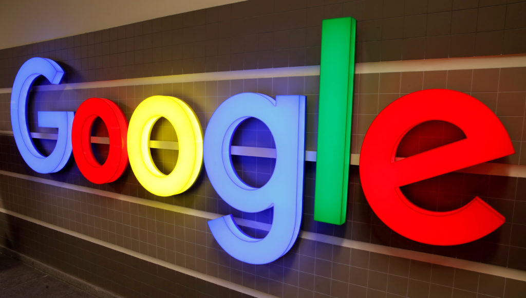 Google: Търсенията за „рецесия“ скачат с 350% в САЩ
