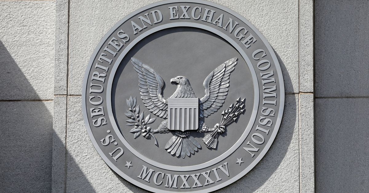 SEC отлага 4 решения за Биткойн ETF