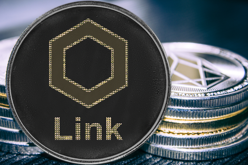 Децентрализираната оракулска услуга Chainlink LINK сключи партньорство с известната кредитна