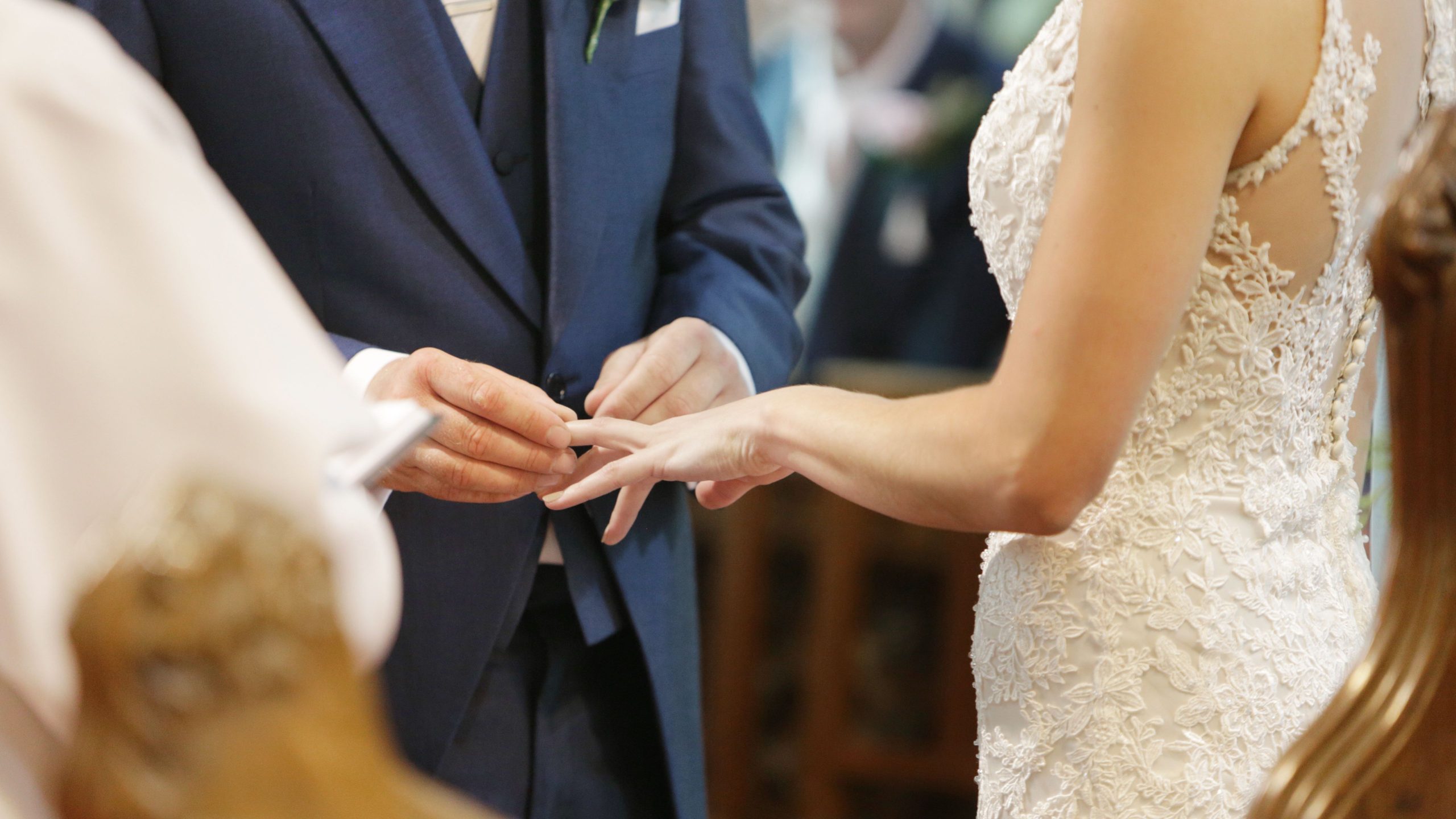 Двойка се ожени на Етериум блокчейна за $587