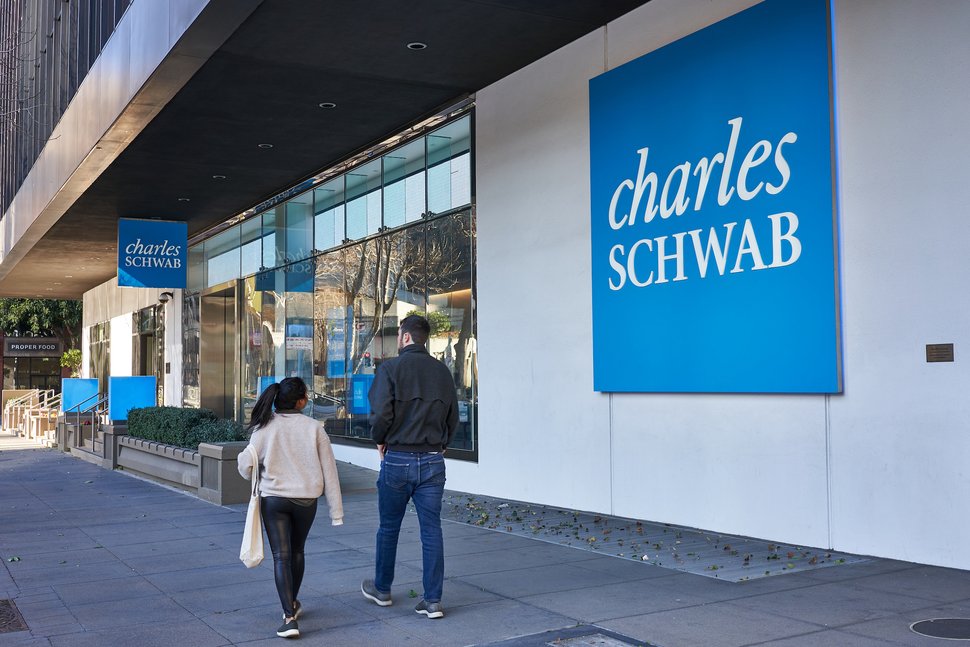 Charles Schwab планира да навлезе в пространството на криптовалути