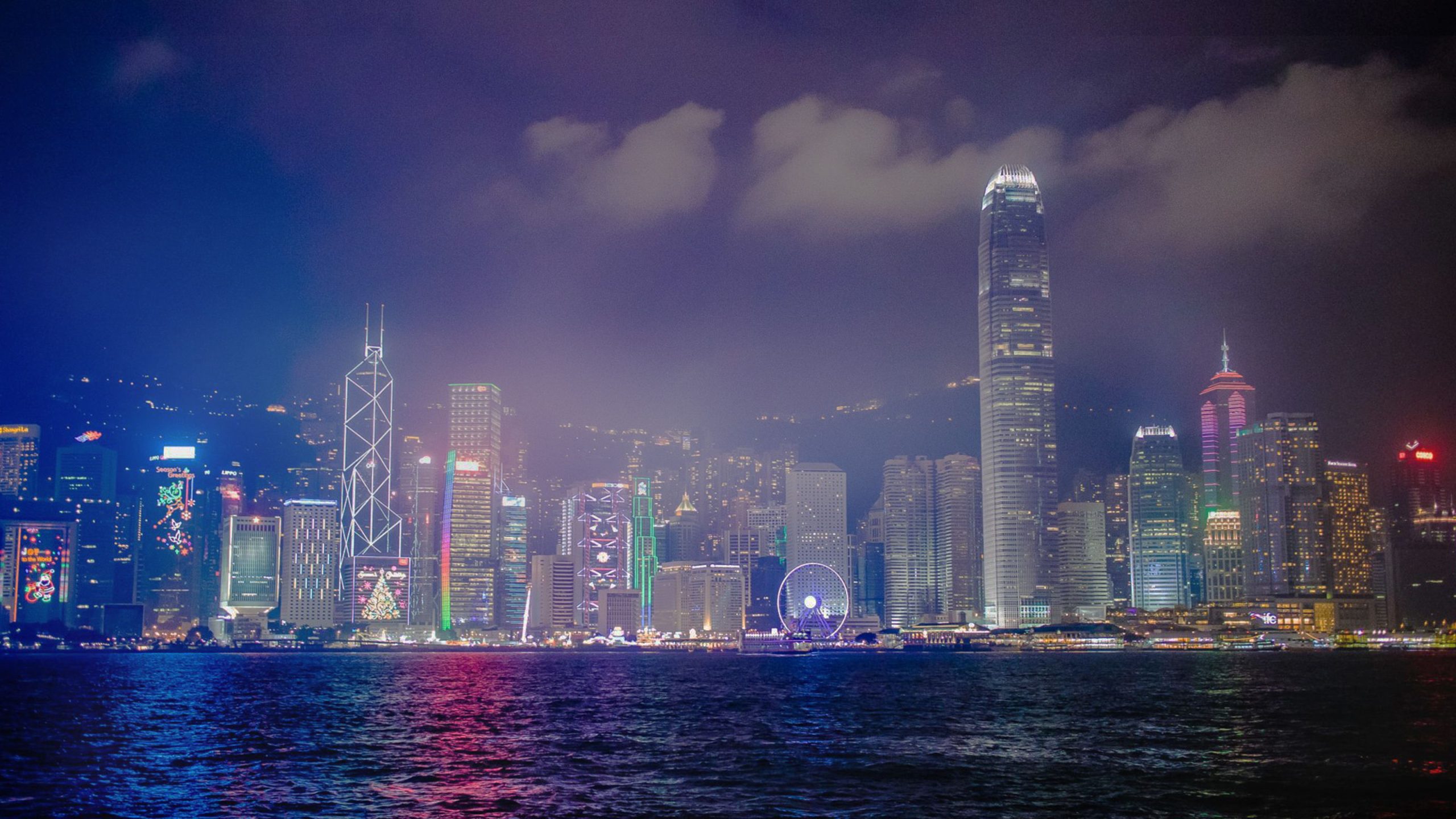 Най голямата онлайн банка в Хонконг обяви плановете си да навлезе